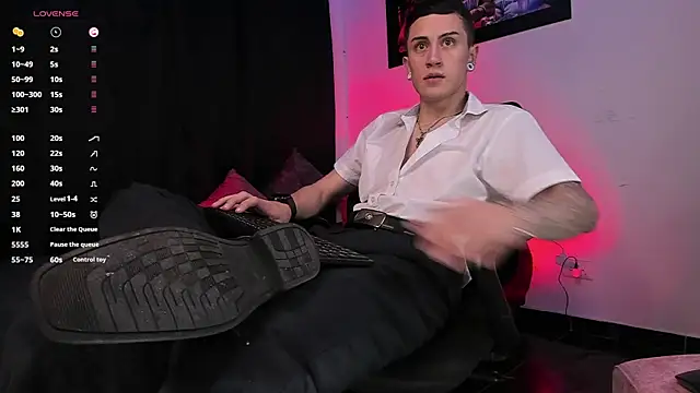 Sebas maverick online show from 10/27/25, 10:33