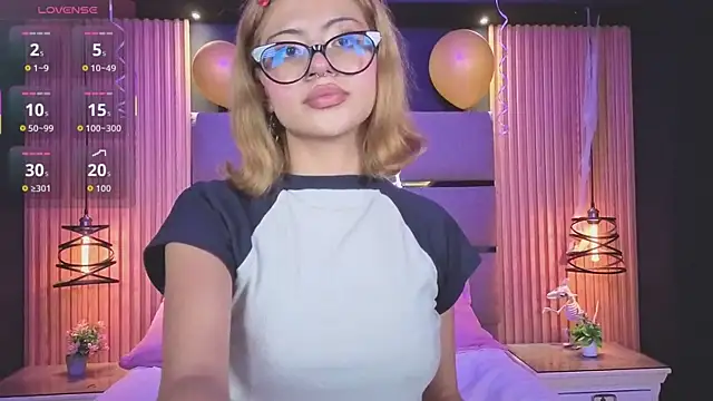 AlanaWalker9 online show from 03/24/26, 11:54