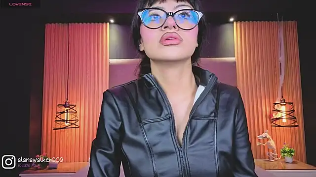 AlanaWalker9 online show from 02/27/26, 03:29