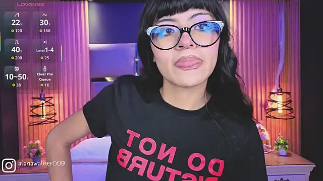 AlanaWalker9 online show from 02/26/26, 03:28