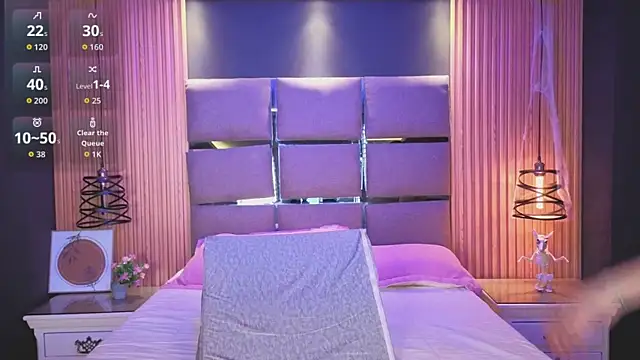 AlanaWalker9 online show from 12/18/25, 03:55