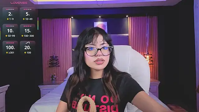 AlanaWalker9 online show from 02/18/26, 03:48