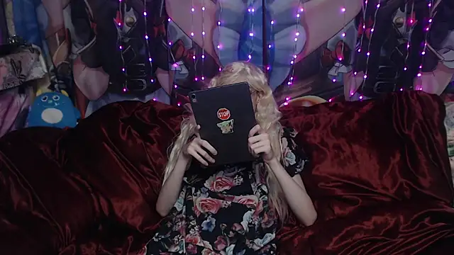 yutachka online show from 11/12/25, 09:29