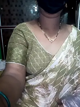 Snapshot of Mee_harini-telugupilla chatting on 06/21/26, 04:07 Mee harini-telugupilla online show from 06/21/26, 04:07