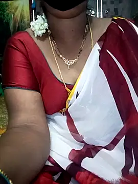 Snapshot of Mee_harini-telugupilla chatting on 06/14/26, 10:38 Mee harini-telugupilla online show from 06/14/26, 10:38