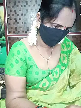 Snapshot of Mee_harini-telugupilla chatting on 07/01/26, 07:03 Mee harini-telugupilla online show from 07/01/26, 07:03