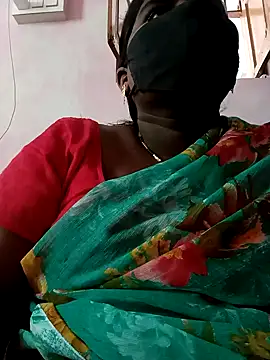 Snapshot of chubby_babitha-telugu chatting on 10/19/25, 04:59 chubby babitha-telugu online show from 10/19/25, 04:59