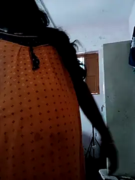 Snapshot of chubby_babitha-telugu chatting on 10/21/25, 03:28 chubby babitha-telugu online show from 10/21/25, 03:28