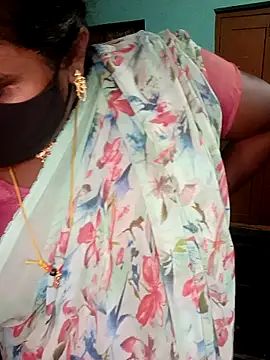 Snapshot of chubby_babitha-telugu chatting on 11/11/25, 04:35 chubby babitha-telugu online show from 11/11/25, 04:35