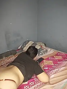 badlove42 online show from 12/01/25, 03:46