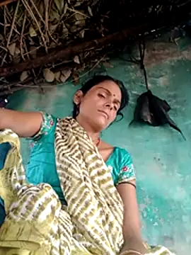 Snapshot of H_seema chatting on 07/04/26, 01:56 H seema online show from 07/04/26, 01:56
