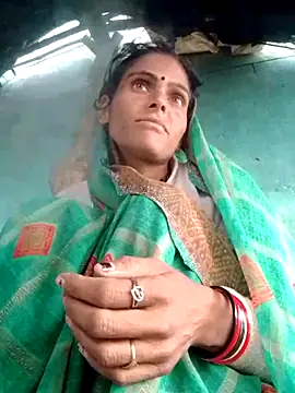 Snapshot of H_seema chatting on 02/11/26, 02:11 H seema online show from 02/11/26, 02:11