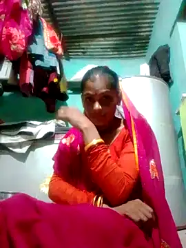 H seema online show from 10/13/25, 01:23