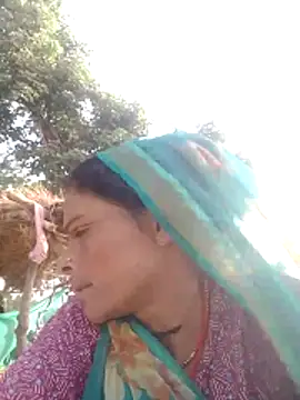 Snapshot of H_seema chatting on 05/26/26, 01:58 H seema online show from 05/26/26, 01:58