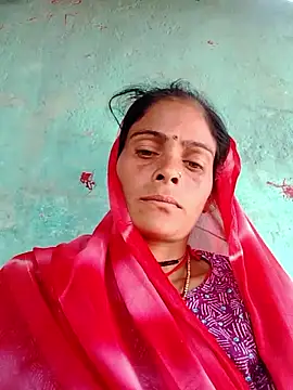 Snapshot of H_seema chatting on 03/03/26, 06:09 H seema online show from 03/03/26, 06:09
