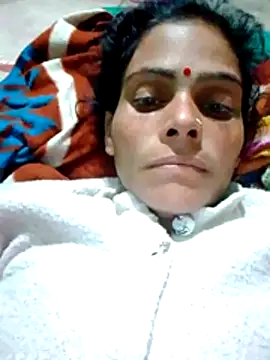 Snapshot of H_seema chatting on 02/05/26, 01:34 H seema online show from 02/05/26, 01:34