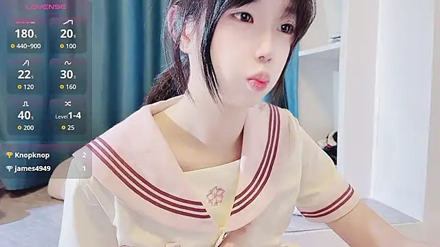 Snapshot of TuTu0066 chatting on 06/14/26, 02:29 TuTu0066 online show from 06/14/26, 02:29