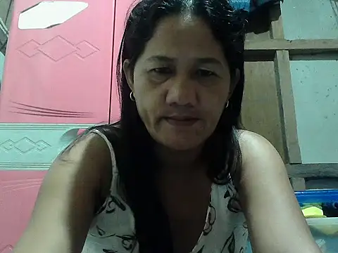 hotmama 063 online show from 10/15/25, 08:39