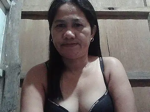 hotmama 063 online show from 05/06/26, 09:30