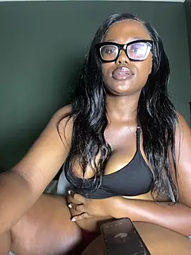 Moonzy77 online show from 03/22/26, 09:05