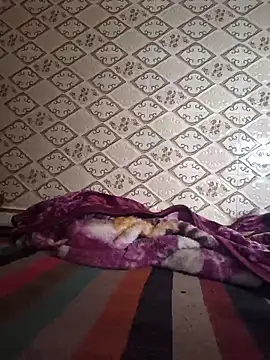 Snapshot of Aidakhan1212 chatting on 12/16/25, 03:27 Aidakhan1212 online show from 12/16/25, 03:27