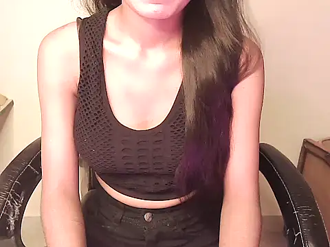 Snapshot of alia_rahil chatting on 05/16/26, 04:22 alia rahil online show from 05/16/26, 04:22
