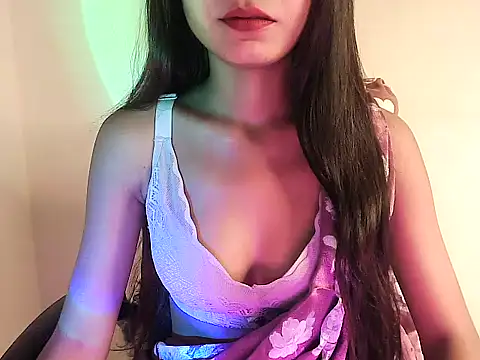 Snapshot of alia_rahil chatting on 04/24/26, 04:25 alia rahil online show from 04/24/26, 04:25
