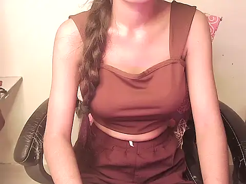 Snapshot of alia_rahil chatting on 05/18/26, 04:18 alia rahil online show from 05/18/26, 04:18
