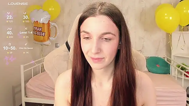 Snapshot of Miss___Eva chatting on 09/20/25, 12:04 Miss Eva online show from 09/20/25, 12:04