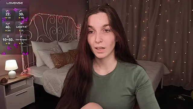 Snapshot of Miss___Eva chatting on 10/02/25, 12:58 Miss Eva online show from 10/02/25, 12:58