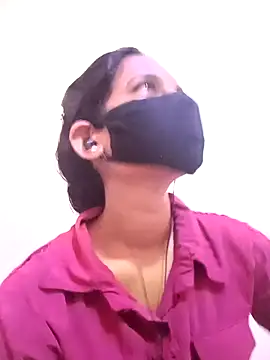 BebyDoll 143 online show from 09/19/25, 09:13