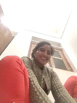 LUCKY cut online show from 12/21/25, 02:52