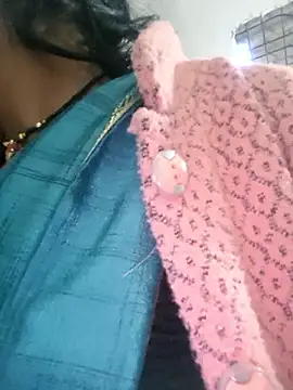 LUCKY cut online show from 02/02/26, 01:48