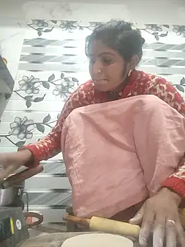 LUCKY cut online show from 02/24/26, 03:18