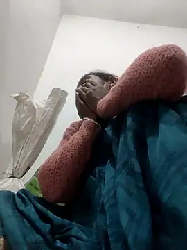 LUCKY cut online show from 02/02/26, 01:54