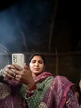 LUCKY cut online show from 12/02/25, 02:56