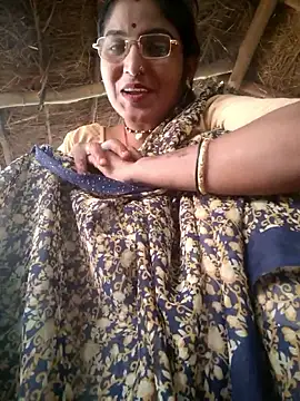 LUCKY cut online show from 10/24/25, 02:43