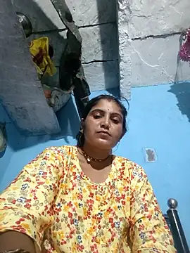 LUCKY cut online show from 09/25/25, 04:13