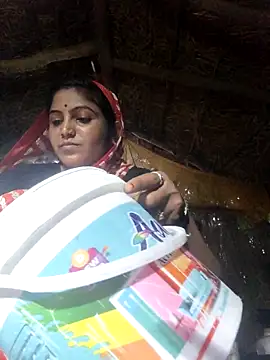 LUCKY cut online show from 10/30/25, 02:21