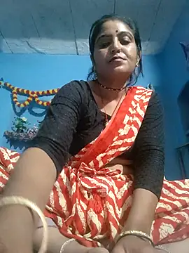 LUCKY cut online show from 10/24/25, 10:20