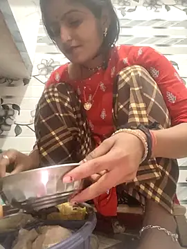 LUCKY cut online show from 03/21/26, 04:03