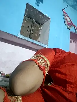 LUCKY cut online show from 09/26/25, 10:05