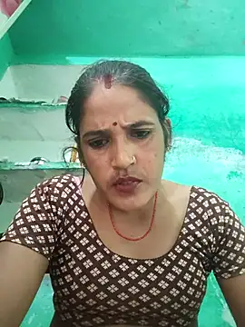 Snapshot of Nillohot chatting on 10/14/25, 10:05 Nillohot online show from 10/14/25, 10:05