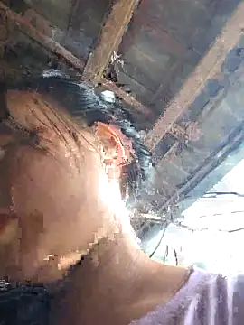 Snapshot of Yeszsexxy chatting on 12/17/25, 07:46 Yeszsexxy online show from 12/17/25, 07:46