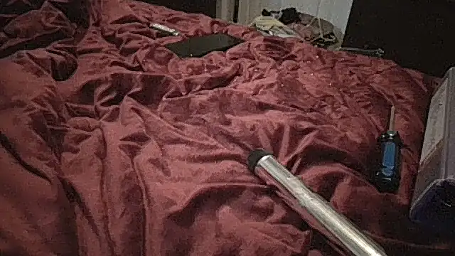 MrLeakyHelmet online show from 12/02/25, 06:09