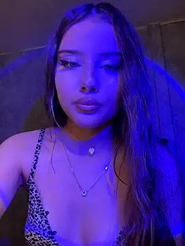 Snapshot of Immy_Megan chatting on 09/14/25, 05:35 Immy Megan online show from 09/14/25, 05:35