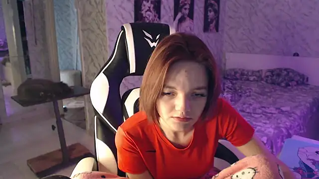 Snapshot of Kitti_study chatting on 09/24/25, 04:19 Kitti study online show from 09/24/25, 04:19