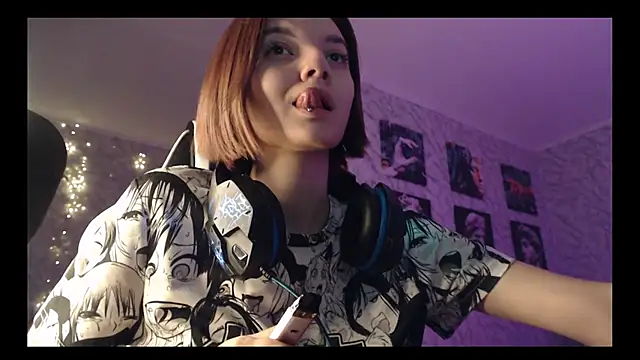 Snapshot of Kitti_study chatting on 09/25/25, 12:00 Kitti study online show from 09/25/25, 12:00