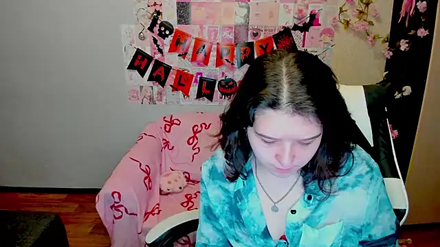 Acid Kate online show from 10/21/25, 12:21