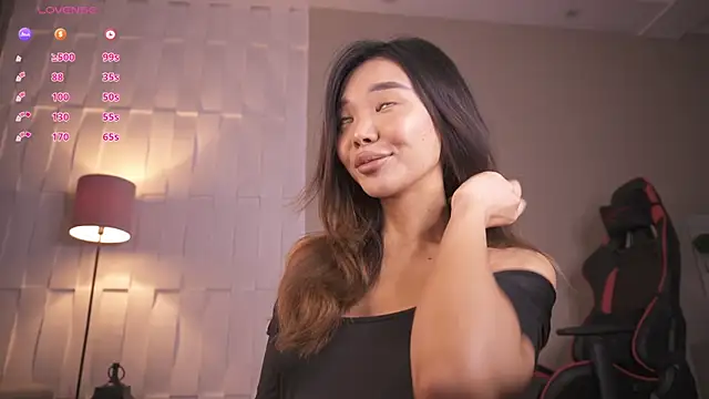 Rem Esme online show from 12/15/25, 04:51